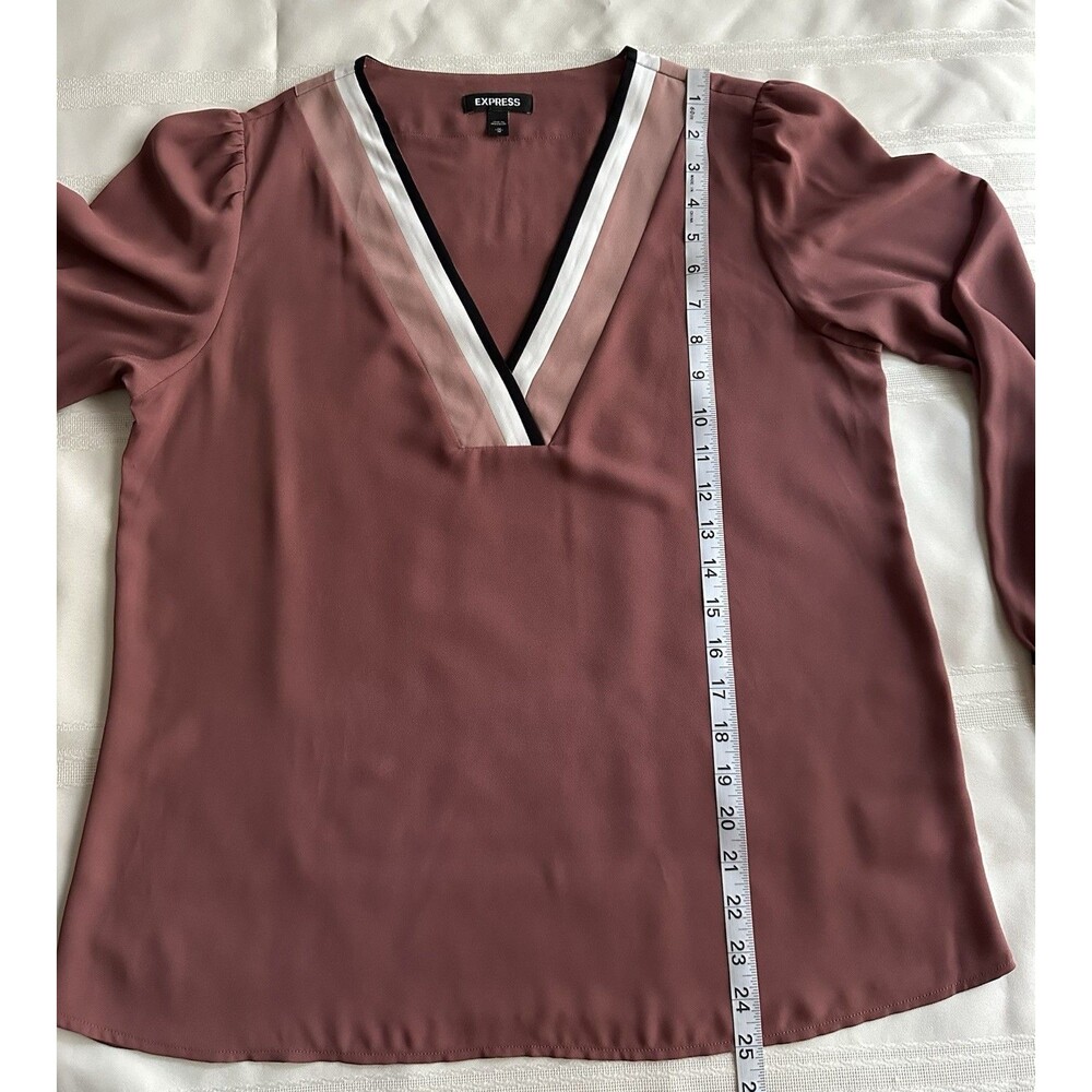 Express Women's Color-Block V-Neck Blouse - Size M - Mauve Taupe- Long Sleeve - Picture 12 of 16